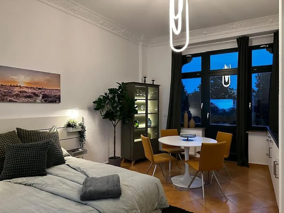 Designapart - Feel Like Home Dresden Apartment